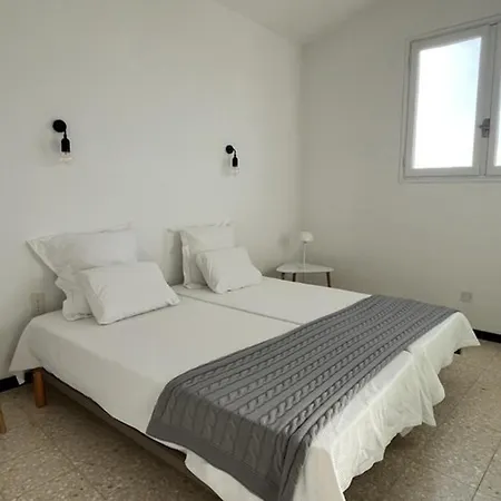 Maison Familiale Calme Pour 6 Pres De L'etang Avec Parking - Fr-1-529-313 Holiday home *